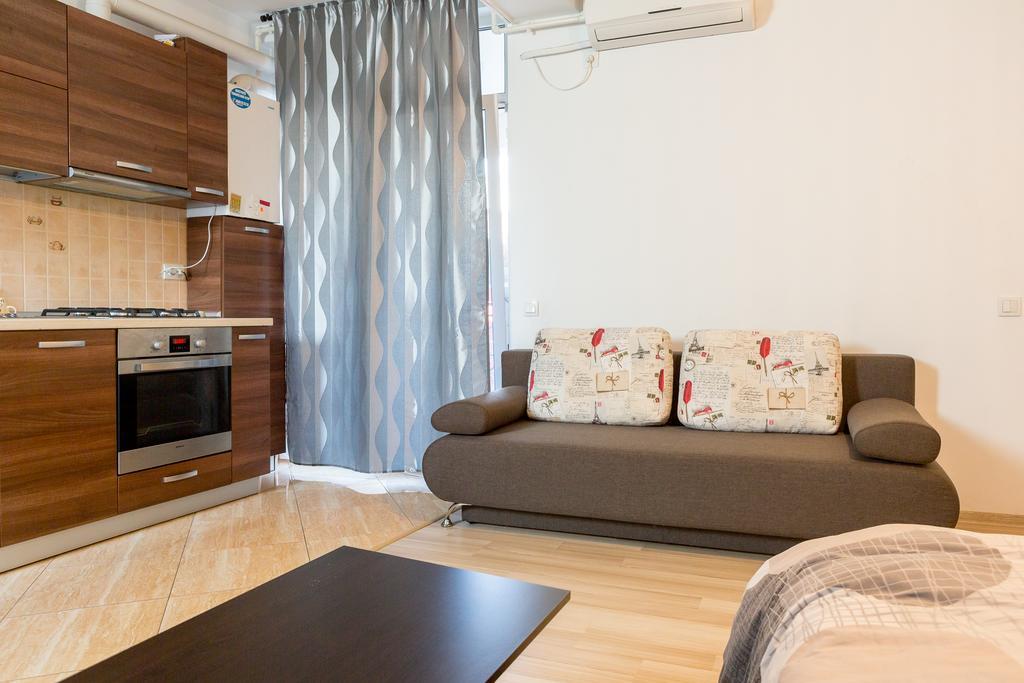 Garsoniere Dinu Apartment Bucureşti Ngoại thất bức ảnh